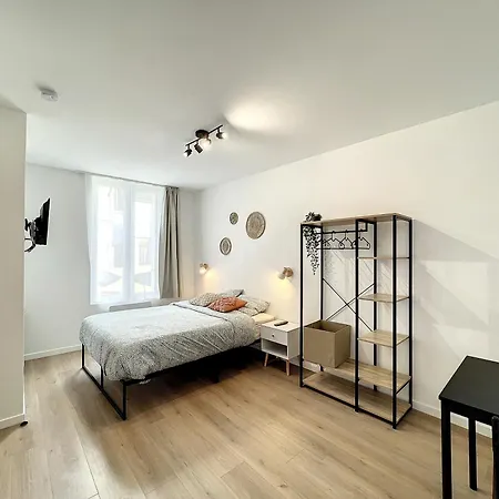 Les Studios D'Elina - Entree Autonome Châtellerault Exterior foto